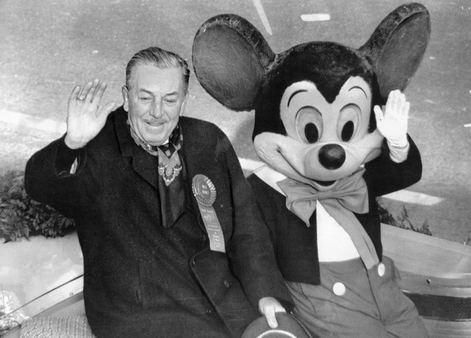 walt disney and mickey mouse